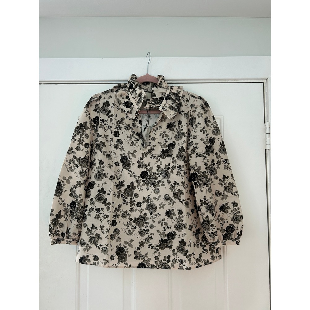 Tuckernuck Bouvier Blouse Faded Roses Floral Ruffle Neck Cream Black Size M - Picture 4 of 6
